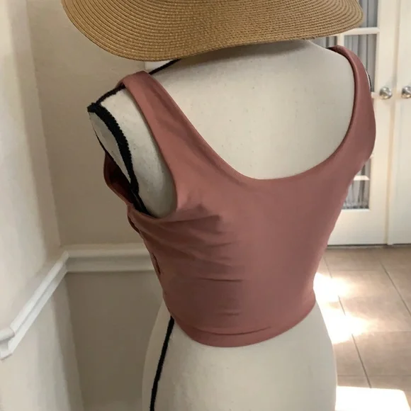 Revamped crop top - Picture 9 of 16